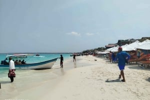 Cartagena: Playa Blanca BARU mit Schnellboot und Mittagessen