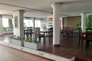 Cartagena: Zwembaddag in Hotel Playa Club voor de zee in Bocagrande