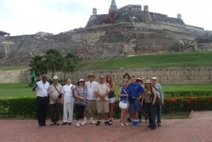 Cartagena: Visita Privada de la Ciudad en Vehículo Climatizado