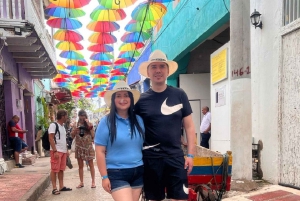 Cartagena: Panoramic Bilingual City Tour, Air Conditioned