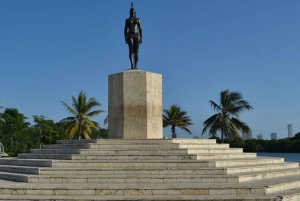 Cartagena: Panoramic Bilingual City Tour, Air Conditioned