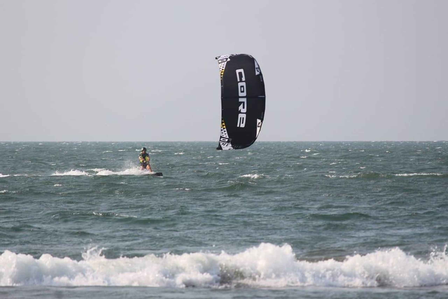 Cartagena: Private Kitesurfing Classes