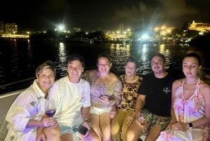 カルタヘナ：夕日と夜のプライベート ボート ツアー