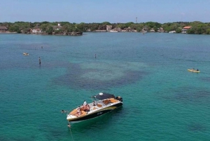 Cartagena: Rosario Islands Private Boat Tour with Snorkeling