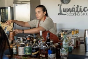 Cartagena: Boutique Rum and Chocolate Tasting at Lunático