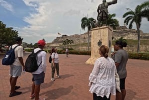 Cartagena: San Felipe Castle & San Diego Tour with Tickets