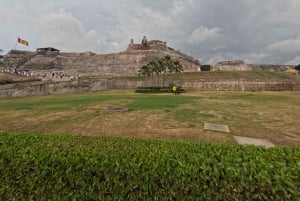 Cartagena: San Felipe Castle & San Diego Tour with Tickets