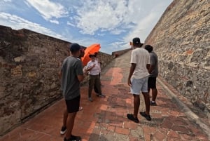 Cartagena: San Felipe Castle & San Diego Tour with Tickets
