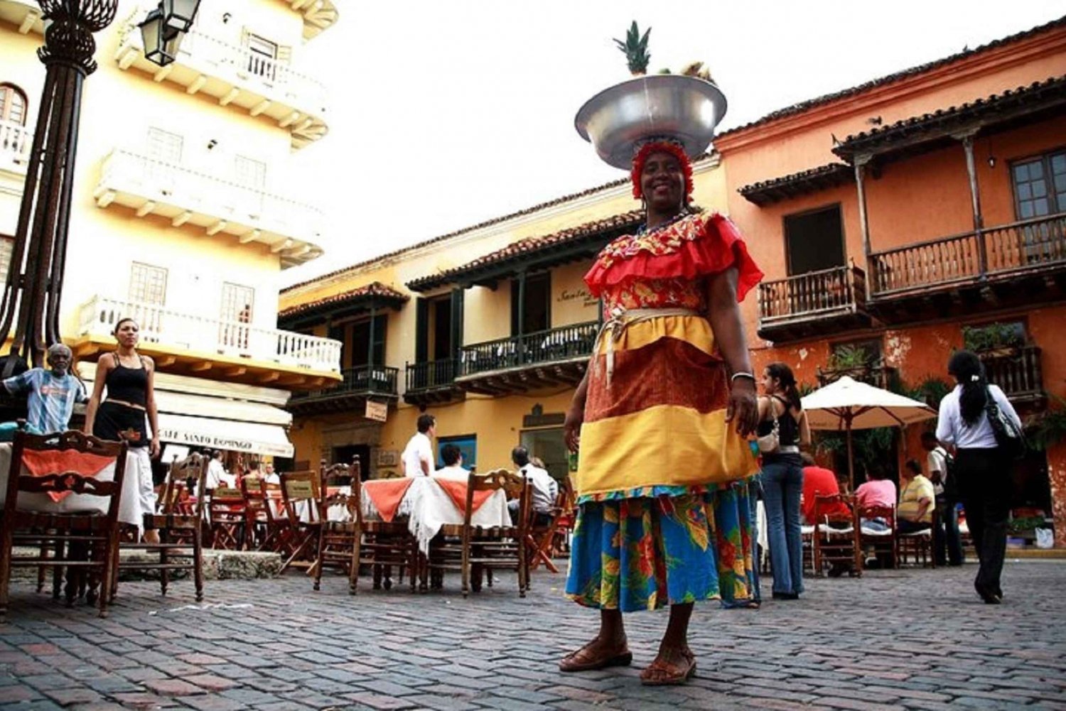 Cartagena: Sightseeing Guided Walking City Tour
