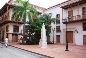 Cartagena: Sightseeing Guided Walking City Tour