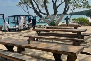 カルタヘナソル・イ・パパヤ・ビーチクラブ（Sol y Papaya Beachclub） - アイラ・グランデ（Isla Grande）日帰りツアー！