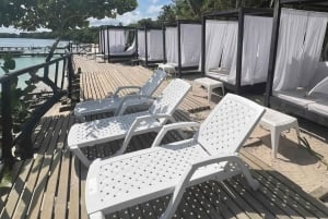 カルタヘナソル・イ・パパヤ・ビーチクラブ（Sol y Papaya Beachclub） - アイラ・グランデ（Isla Grande）日帰りツアー！