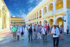 Cartagena: Street Food und Stadtführung mit lizenziertem Guide