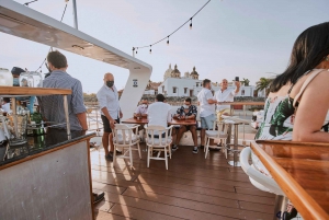 Cartagena: Sunset Cruise with Open Bar