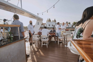 Cartagena: Sunset Cruise with Open Bar