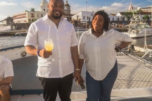 Cartagena: Sunset over Cartagena Bay aboard a brand-new catamaran