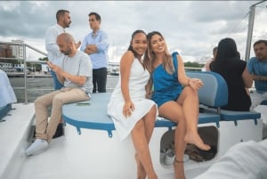 Cartagena: Sunset over Cartagena Bay aboard a brand-new catamaran