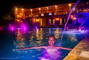 Cartagena: Sunset Boat Party and Beach Club