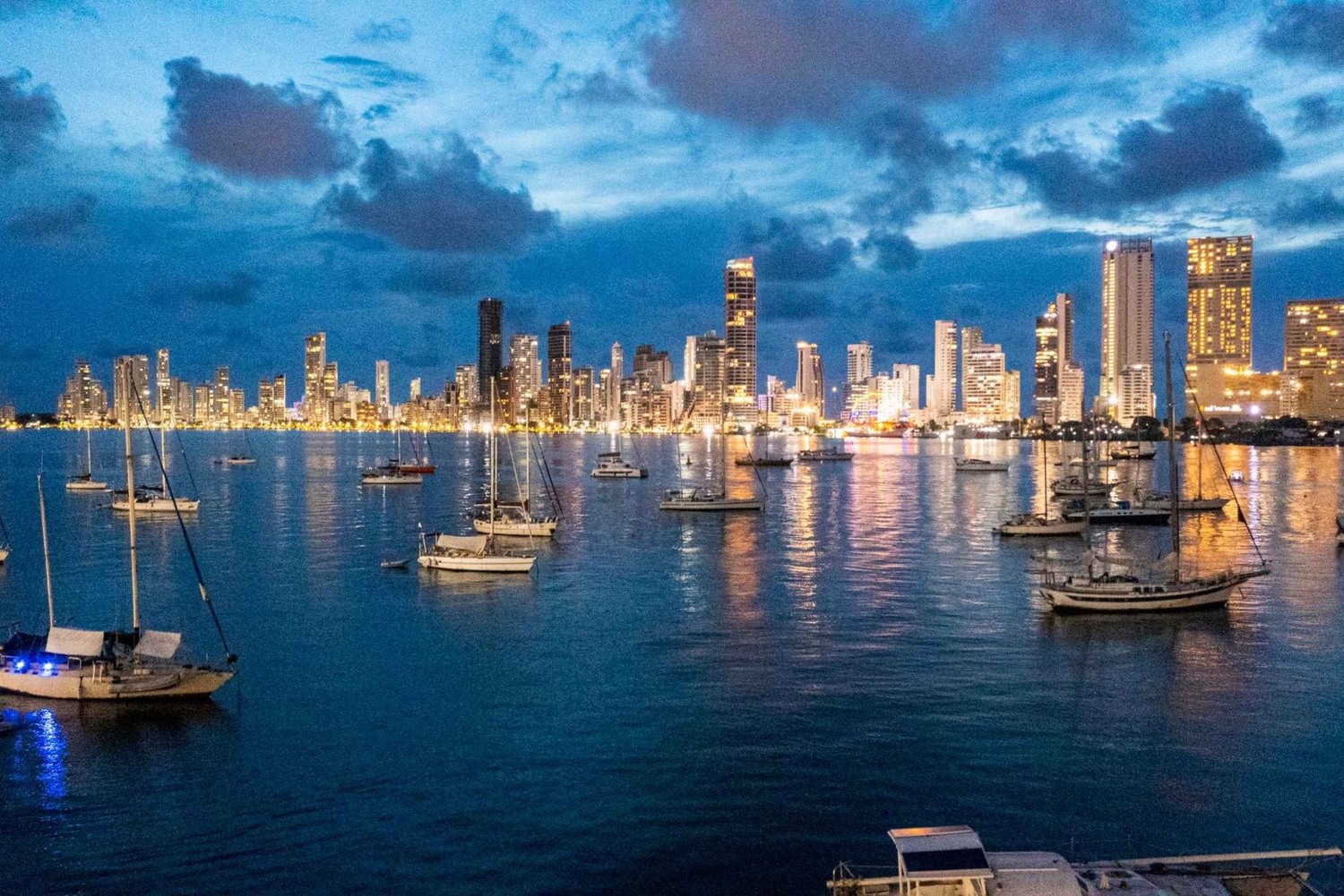 Privéboottocht bij zonsondergang in Cartagena