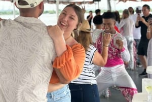 Cartagena: Żeglowanie o zachodzie słońca w zatoce Cartagena + otwarty bar