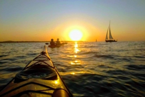 Cartagena: Sunset Sea Kayaking Tour