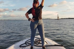 Cartagena: VIP-tur i bugten ved solnedgang med åben bar og klub