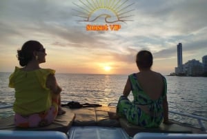 Cartagena: VIP-tur i bugten ved solnedgang med åben bar og klub
