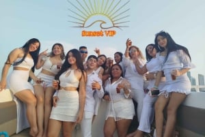 Cartagena: VIP-tur i bugten ved solnedgang med åben bar og klub