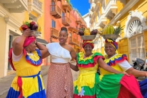 Cartagenan auringonlaskun kävelykierros: Getsemaní: Historia, muurit ja Getsemaní