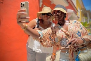 Cartagenan auringonlaskun kävelykierros: Getsemaní: Historia, muurit ja Getsemaní