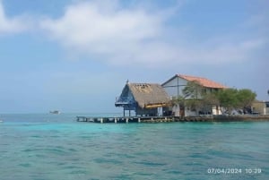 Cartagena: Transportation to Rosario Islands round trip