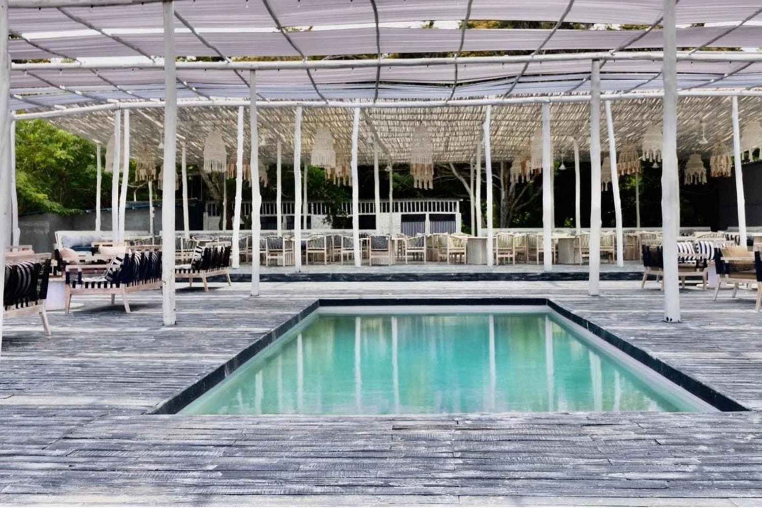 Cartagena: VIP Day at Club Kabanna in Tierra Bomba