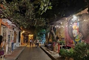 Cartagena: Walled City and Getsemani Shared Walking Tour