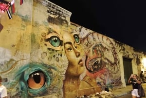 Cartagena: Walled City and Getsemani Shared Walking Tour