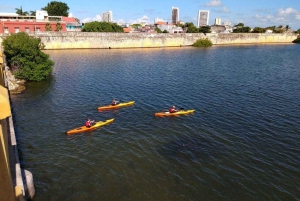 Cartagena: Walled City Kayak Tour
