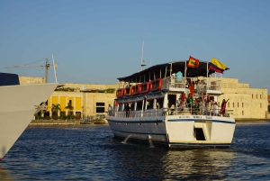 カルタヘナ：ディナーとオープン・バー付き白夜ボート・ツアー