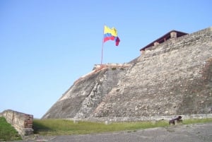 Cartagena: Castle of San Felipe & Cerro de la Popa City Tour