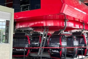 Ciudad Bolívar cable car, tour, and graffiti workshop