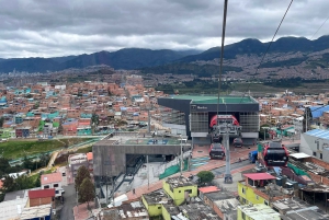 Ciudad Bolívar cable car, tour, and graffiti workshop