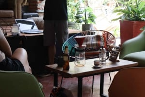 CLASS AND HISTORY OF COFFEE DICTATED BY LOCALS EXPERTS