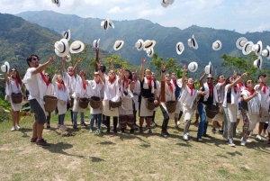 メデジン発、ランチとコーヒーテイスティング付きコーヒーツアー