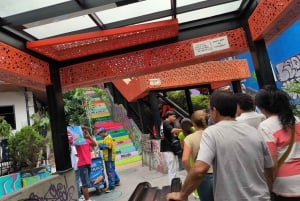 Comuna 13: Historia real, comida local y recorrido en Metrocable