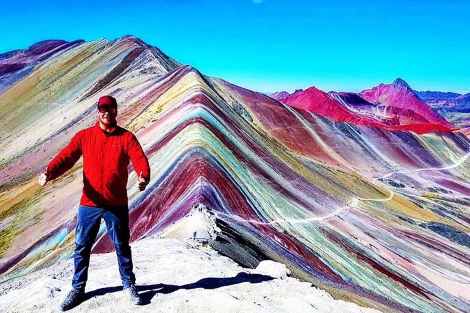 Cusco: Tour de un día a la Montaña de 7 Colores y Valle Rojo todo incluido
