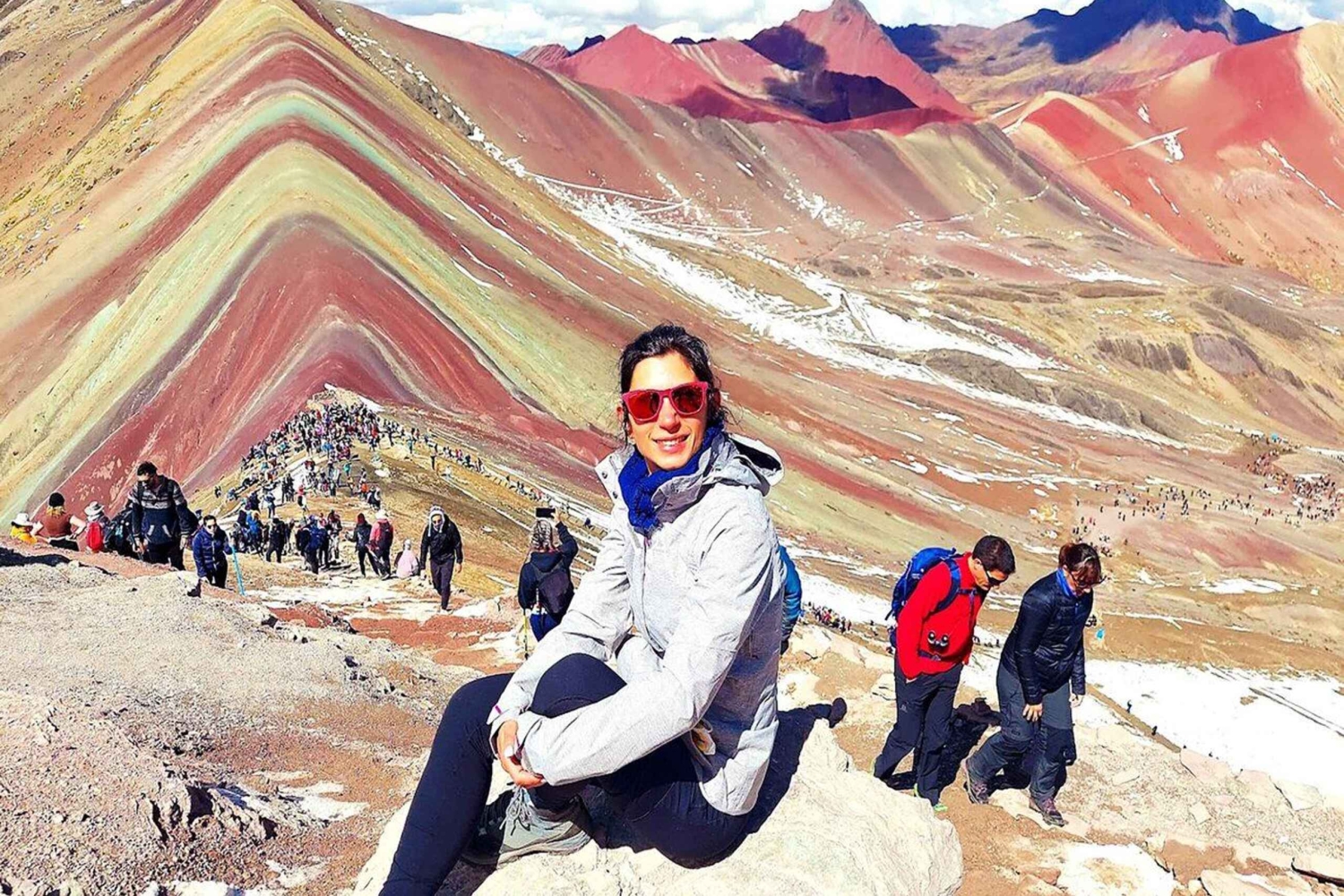 Cusco: Tour de un día a la Montaña de 7 Colores y Valle Rojo todo incluido