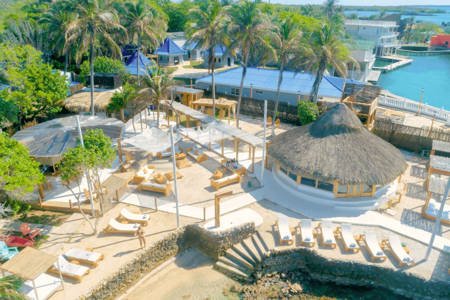 Cartagena: Passaggio giornaliero Mangata Luxury Beach con pranzo e dj