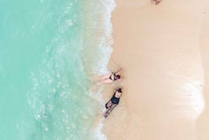 Excursion d'une journée à Playa Tranquila VIP avec parasols, déjeuner en bus !