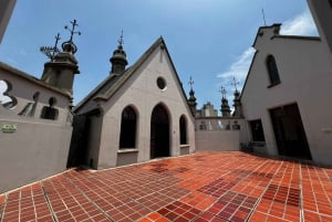 Centro comercial y galerías de arte/museo