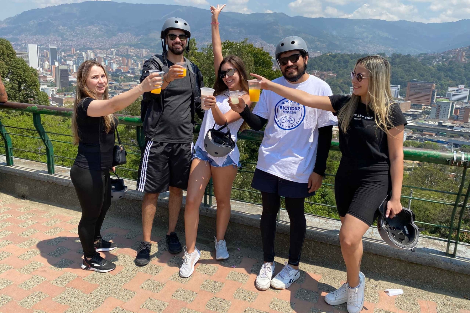 E-Bike stadsrundtur i Medellin med lokal öl och snacks