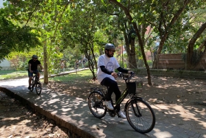 E-Bike stadsrundtur i Medellin med lokal öl och snacks