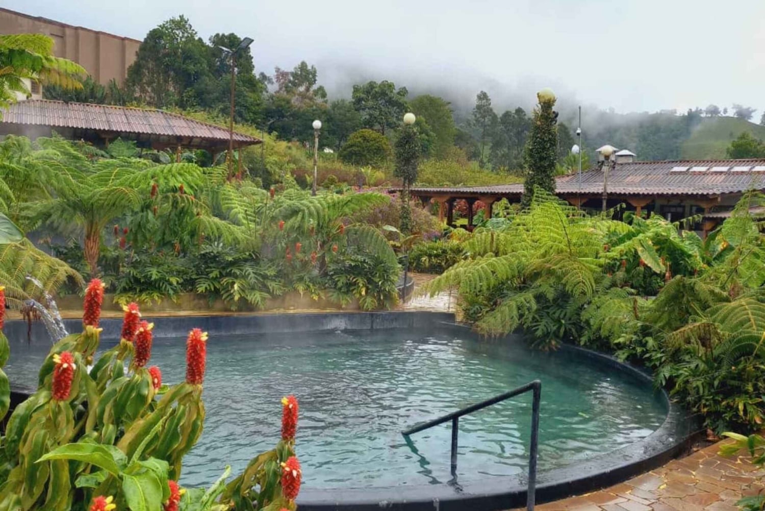 Tur til de varme kildene i El Otoño